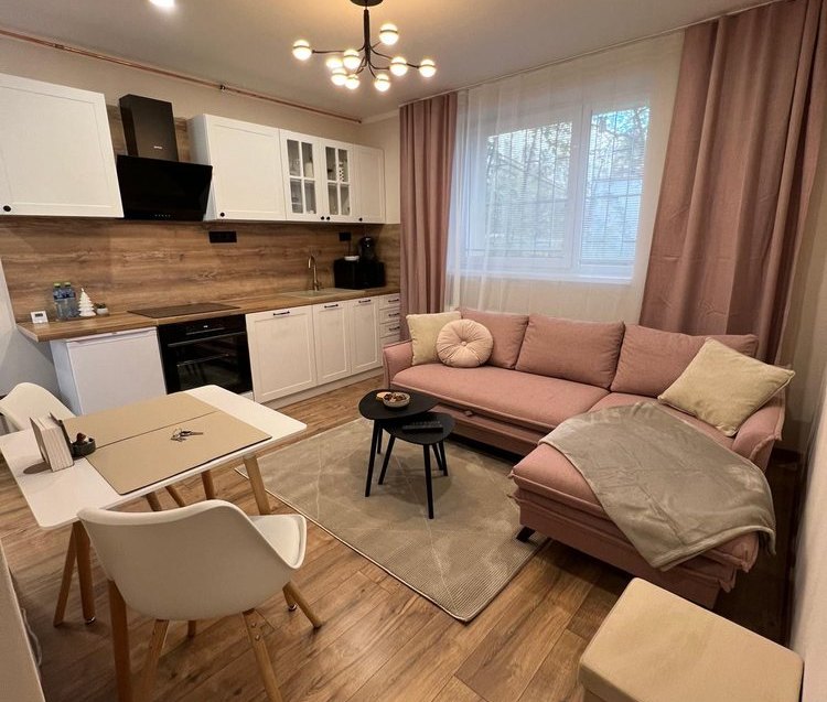 Apartmán R&L Lazovná 2 - obývačka